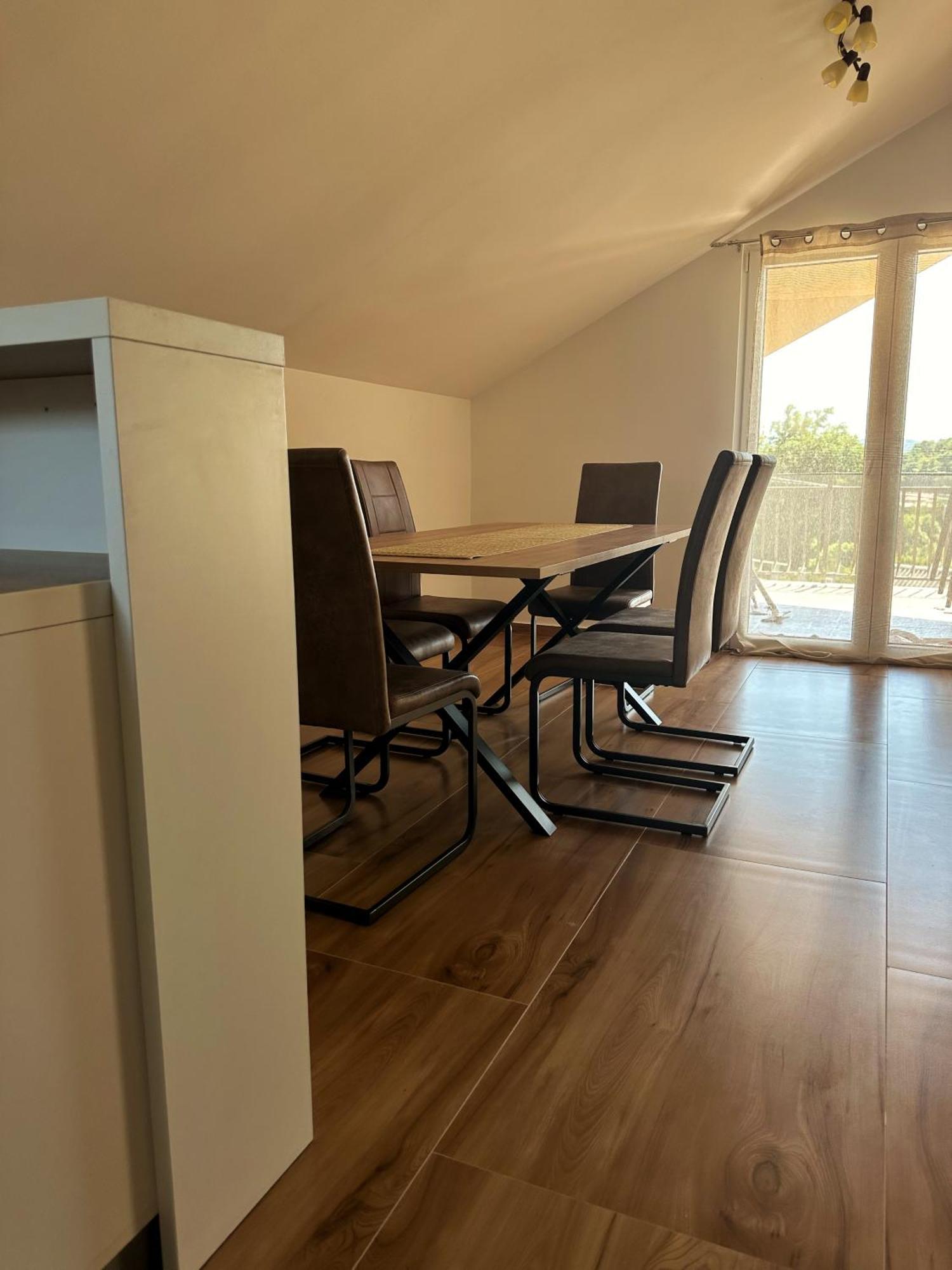 Nirvana Apartment